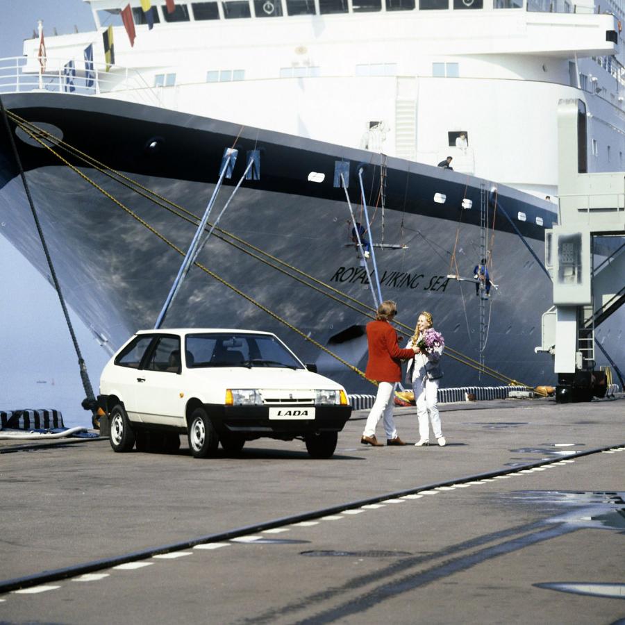  ВАЗ-2108 Спутник 1984 года  (фото 26 из 30)